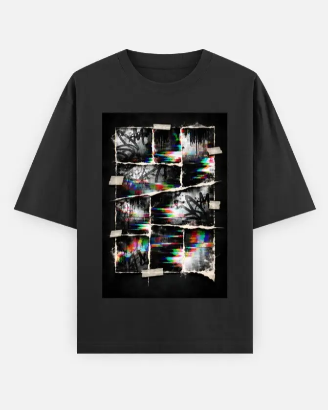 GLITCH COLLAGE STREET OVERSIZED T-SHIRT (XS, None)