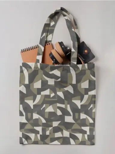 GEOMETRIC PATTERN CANVAS TOTE BAG